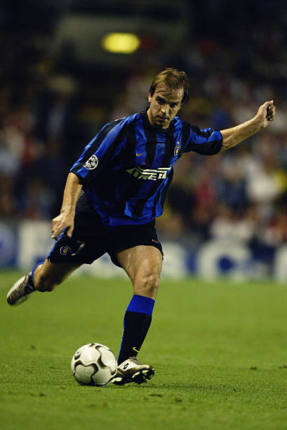 路易斯来自 路易斯来自